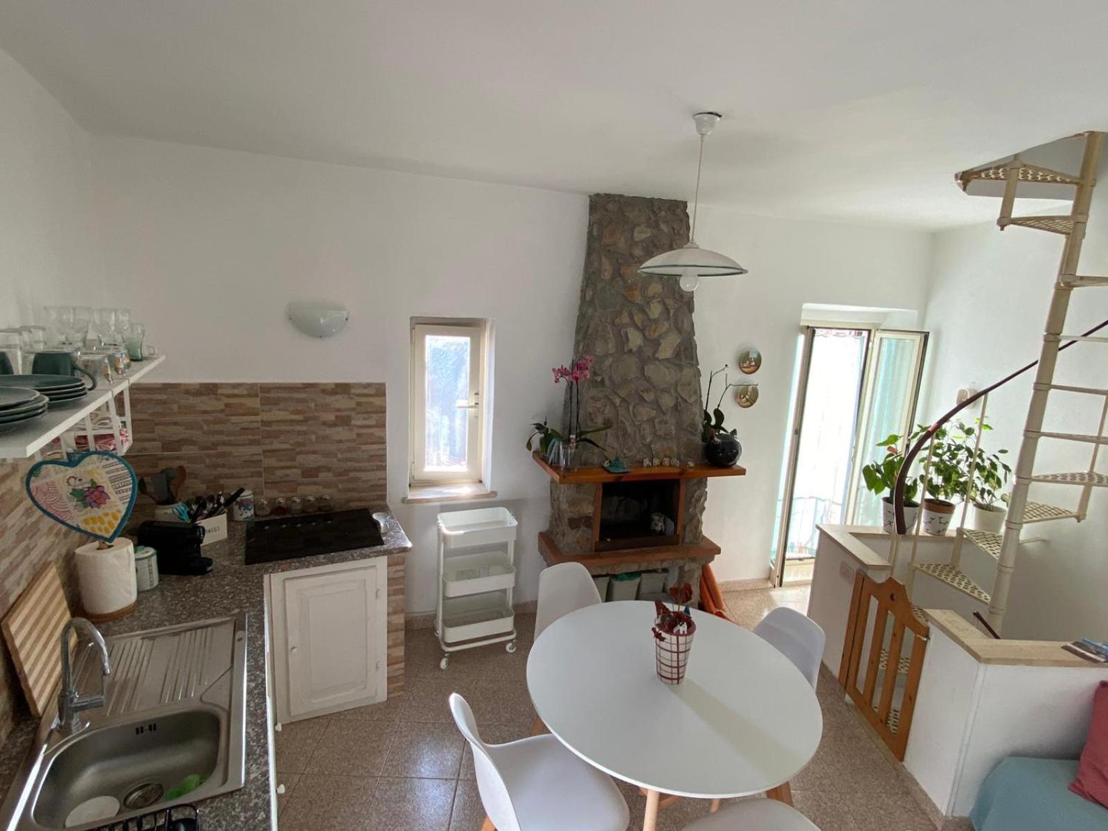La Torretta Nel Borgo Villa รอนชิโญเน ภายนอก รูปภาพ