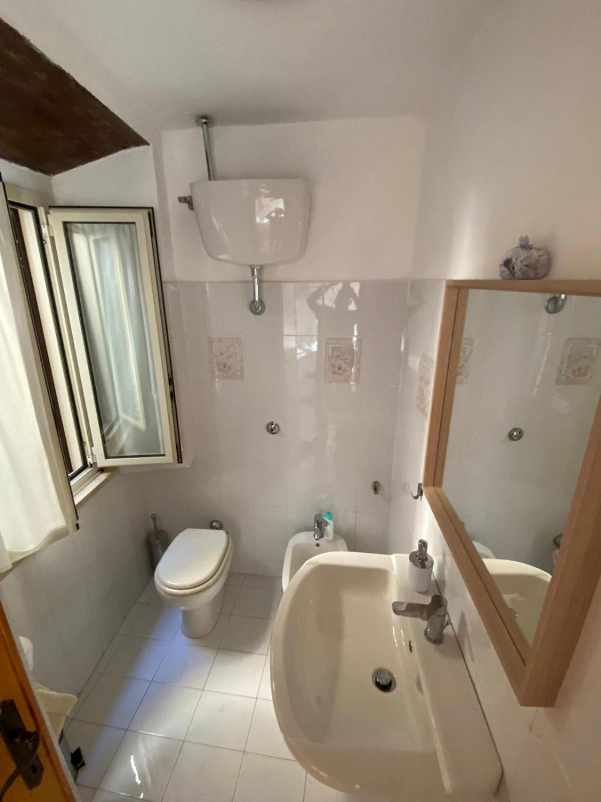 La Torretta Nel Borgo Villa รอนชิโญเน ภายนอก รูปภาพ